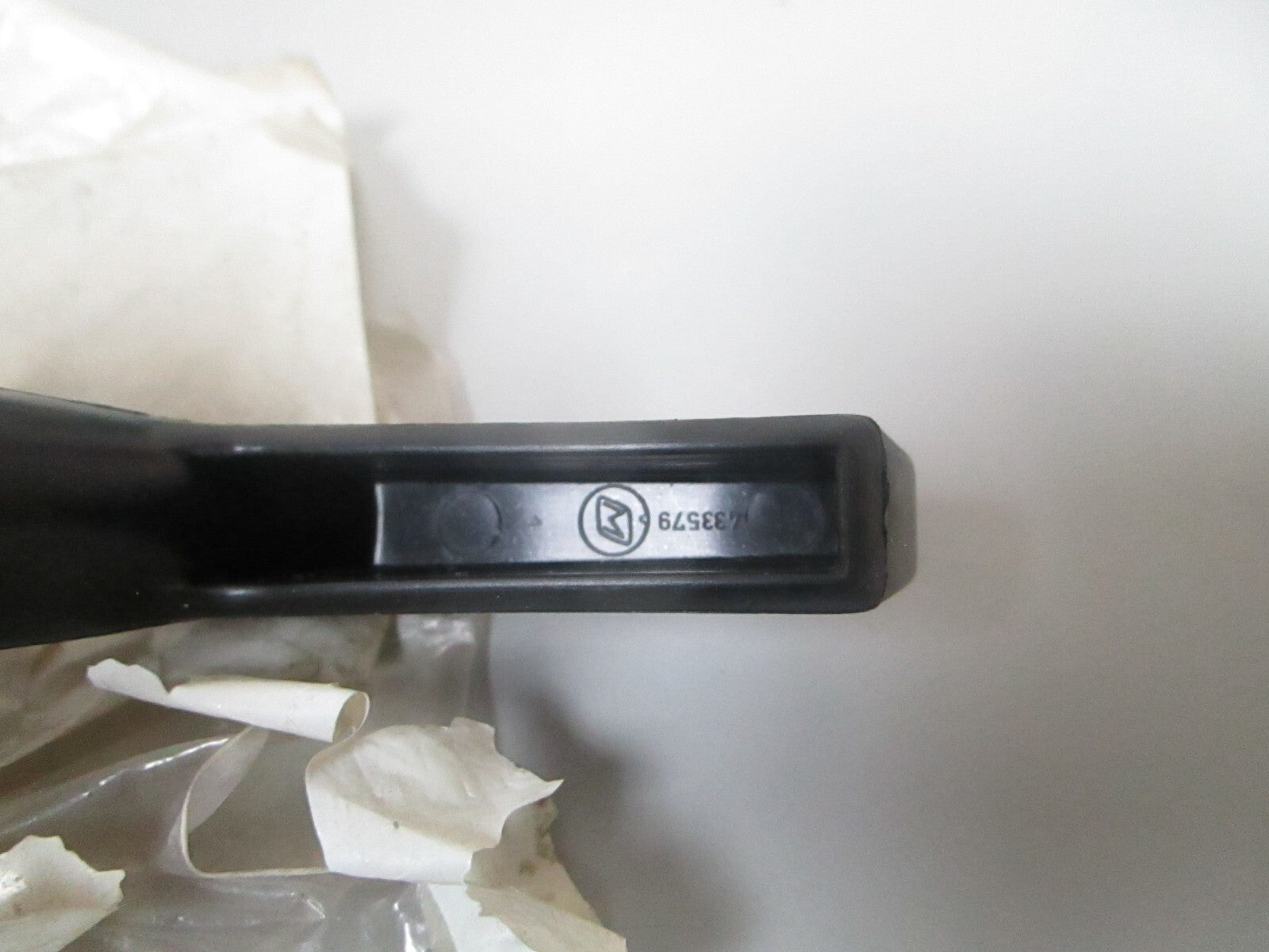 *NEW OEM* 0810 OMC Johnson Evinrude Shift Handle Assembly 433579 0433579