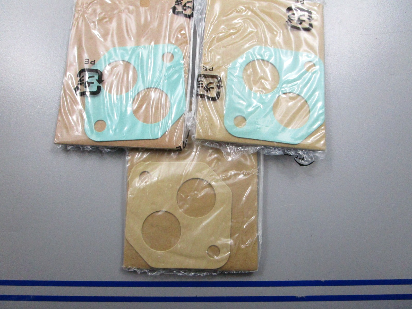 *NEW OEM* (LOT OF 3) 0810 Honda EAC Gasket 16405-ZY3-000