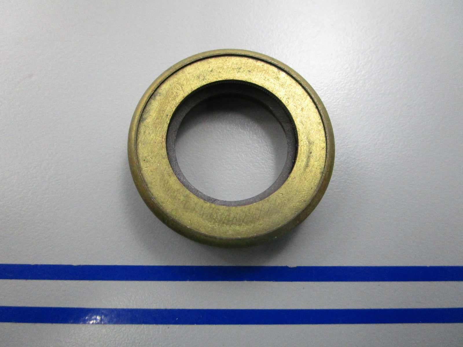 NEW OEM 26-33144 Mercury Quicksilver Oil Seal 0810