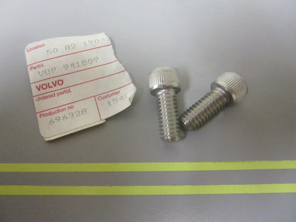 *NEW OEM* (LOT OF 2) 0810 Volvo Penta Screw 941809
