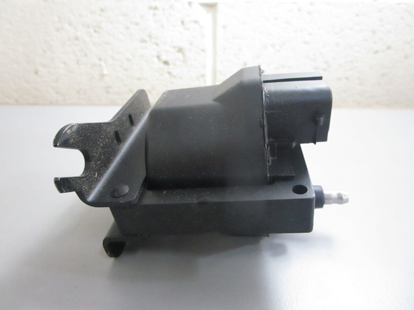 *NEW* 0820 Sierra Ignition Coil 18-5442 Replaces: 806673T