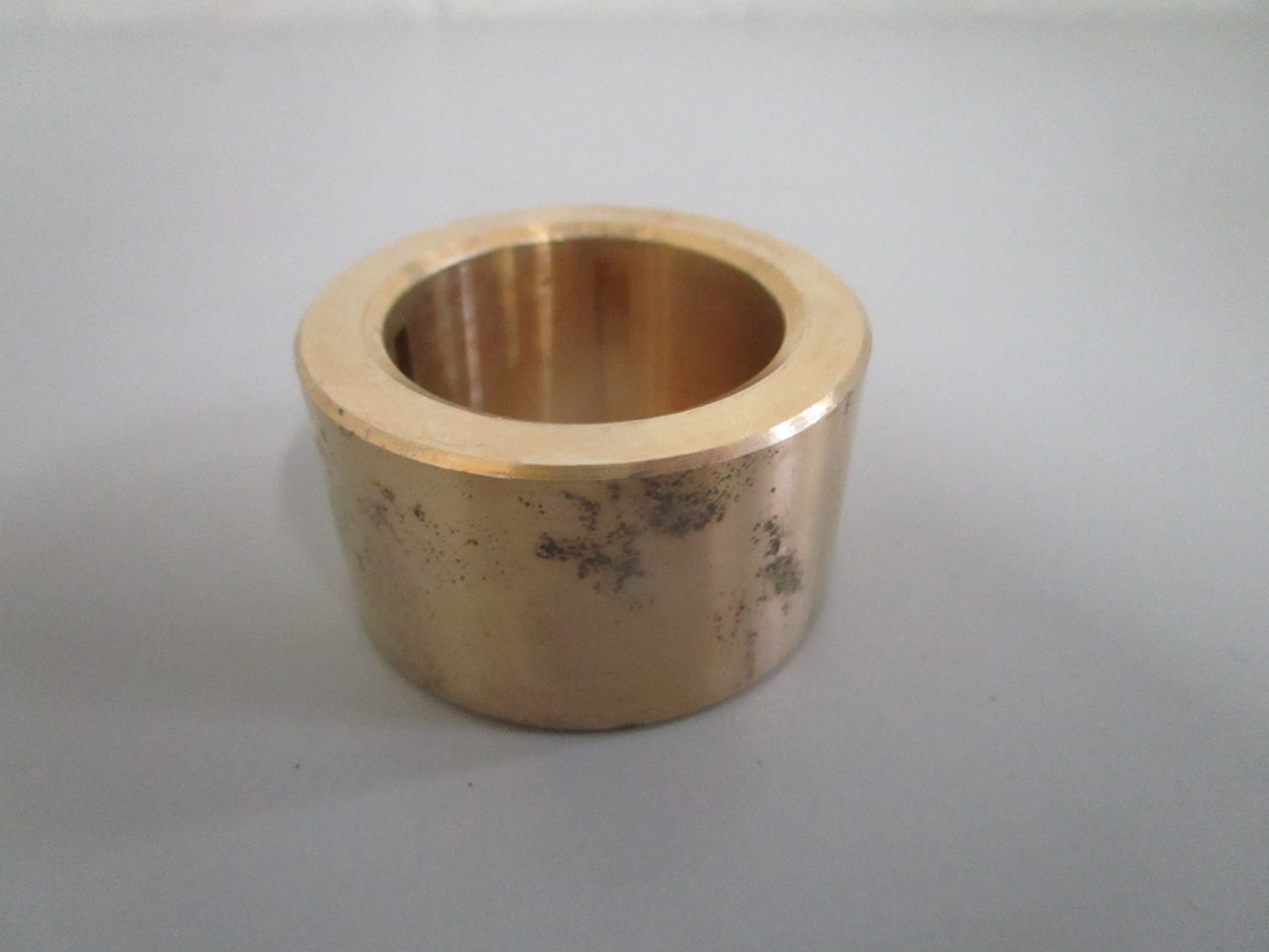 NEW OEM MT1328 John Deere Cylindrical Alloy Bushing 0820