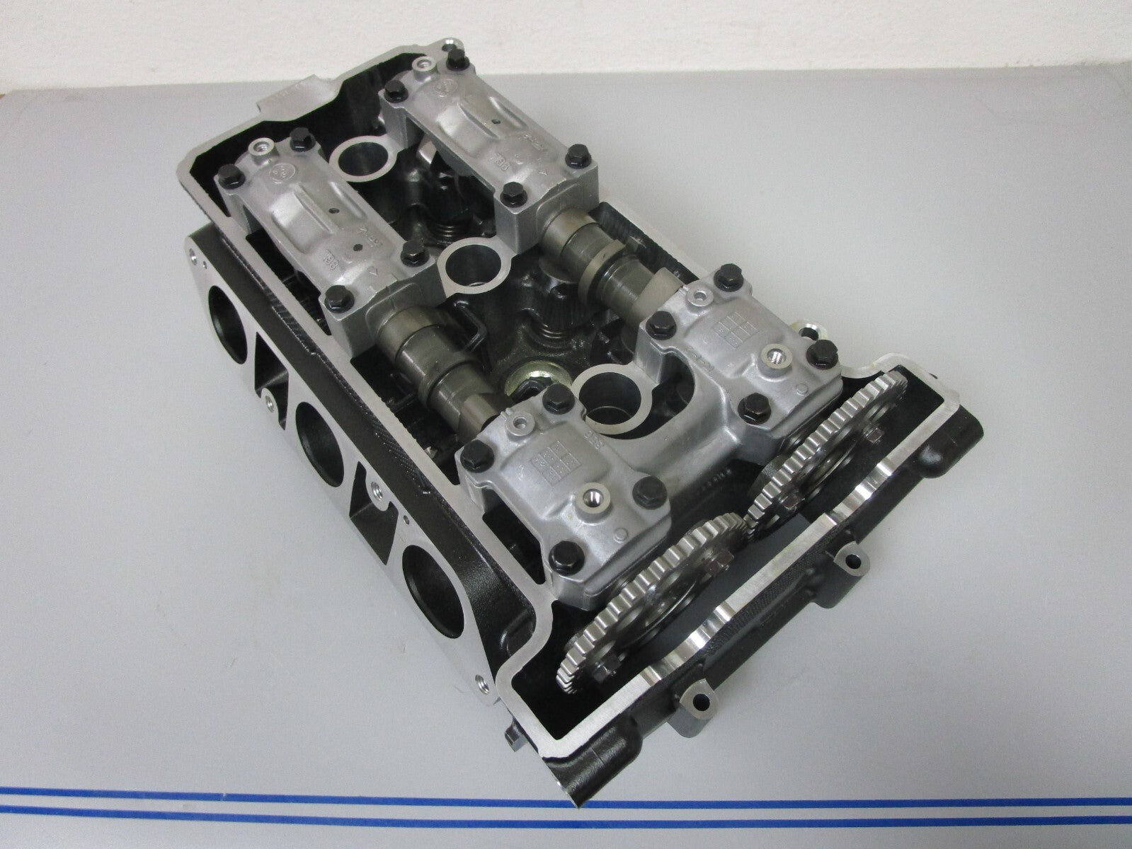 *NEW OEM* 0720 Yamaha Wave Runner Cylinder Head 6EY-11110-00-00