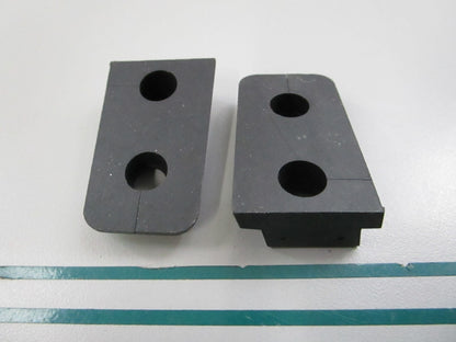 NEW OEM (LOT OF 2) 337408 0337408 OMC Johnson Evinrude Grommet 0810
