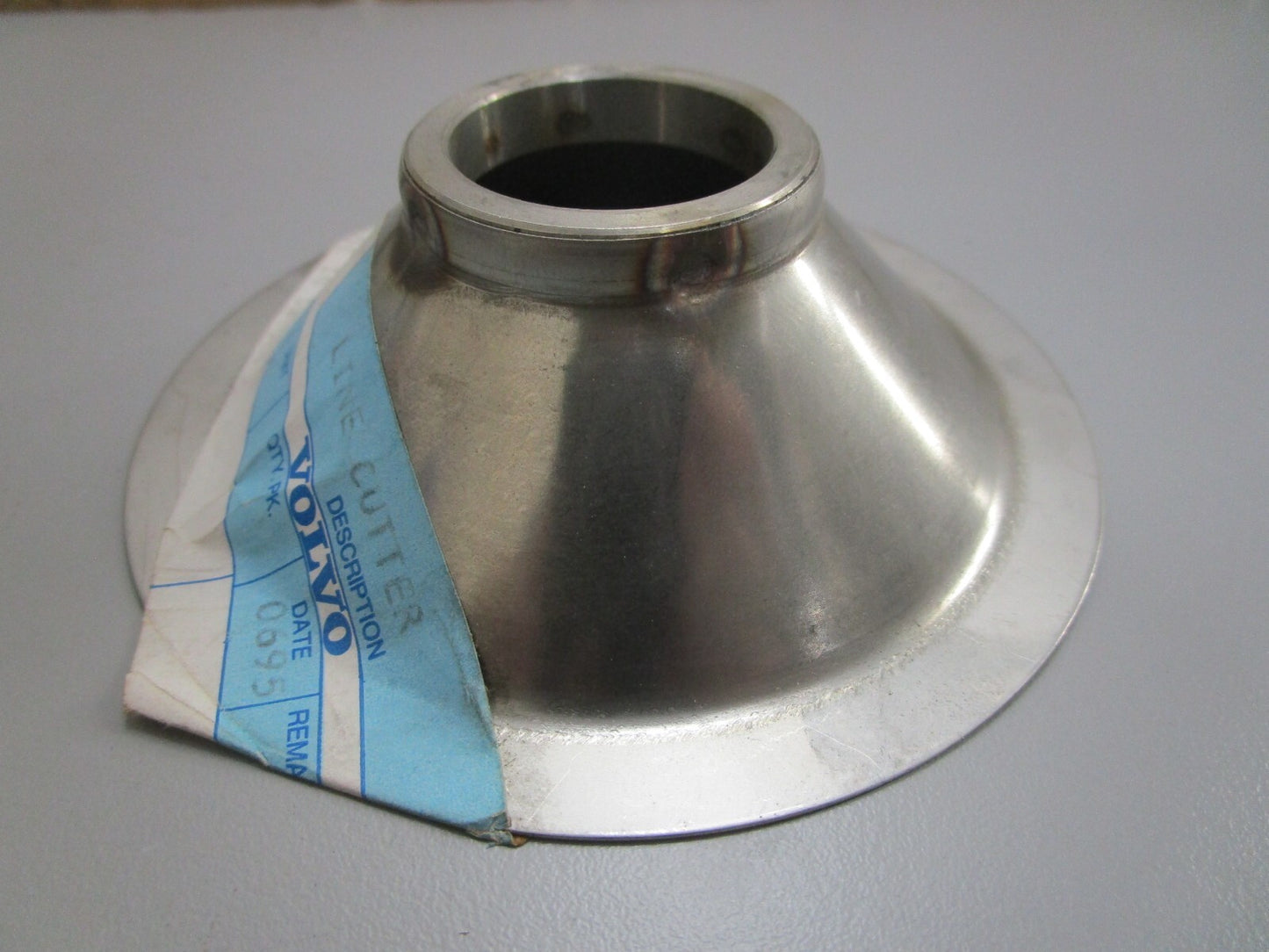 *NEW OEM* 0810 Volvo Penta Line Cutter 872082