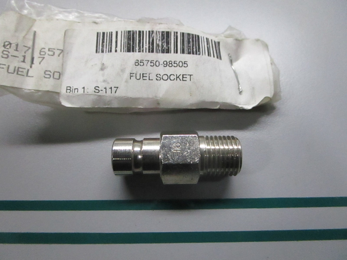 NEW OEM 65750-98505 Suzuki Fuel Connector 0810
