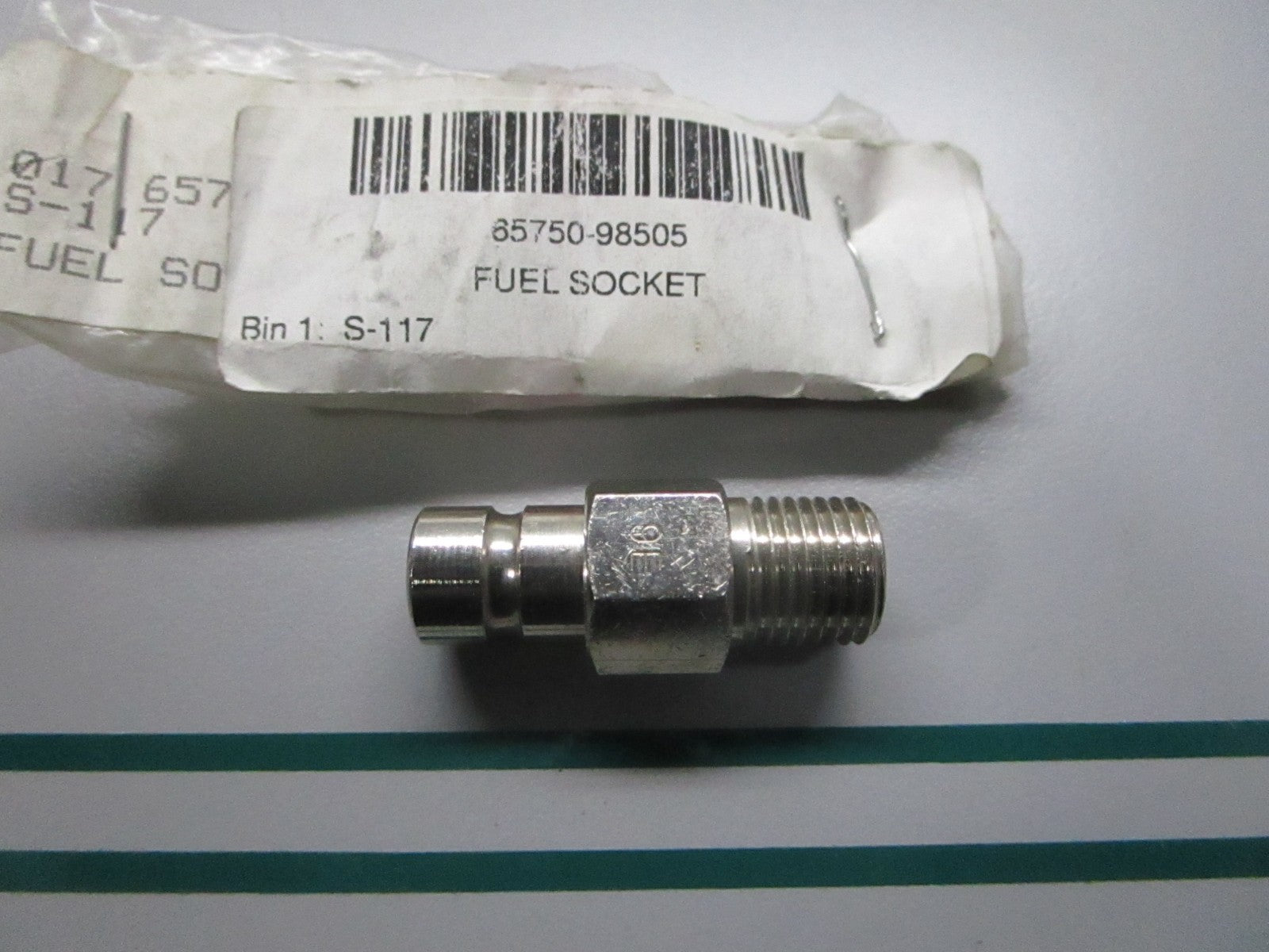 NEW OEM 65750-98505 Suzuki Fuel Connector 0810