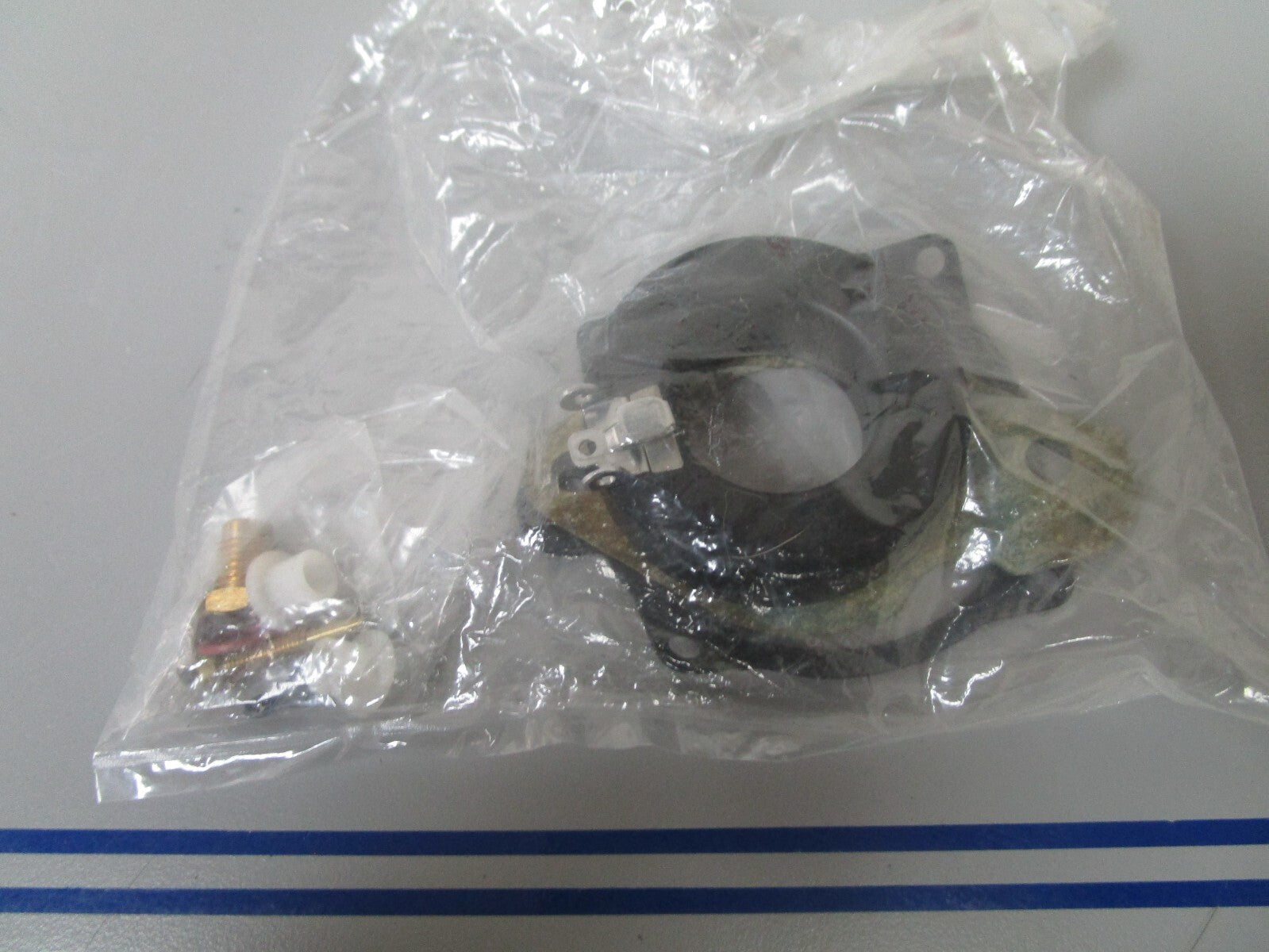 *NEW OEM* 0810 Mercury Quicksilver Carburetor Rebuilt Kit 811038M