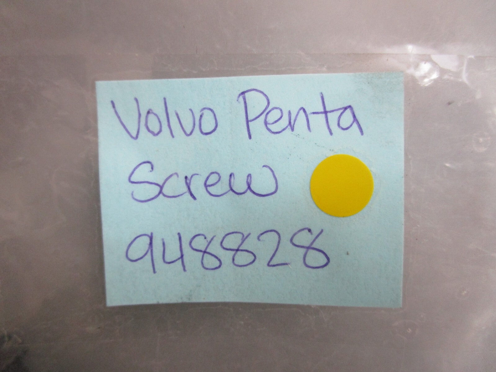 *NEW OEM* 0810 Volvo Penta Screw 948828