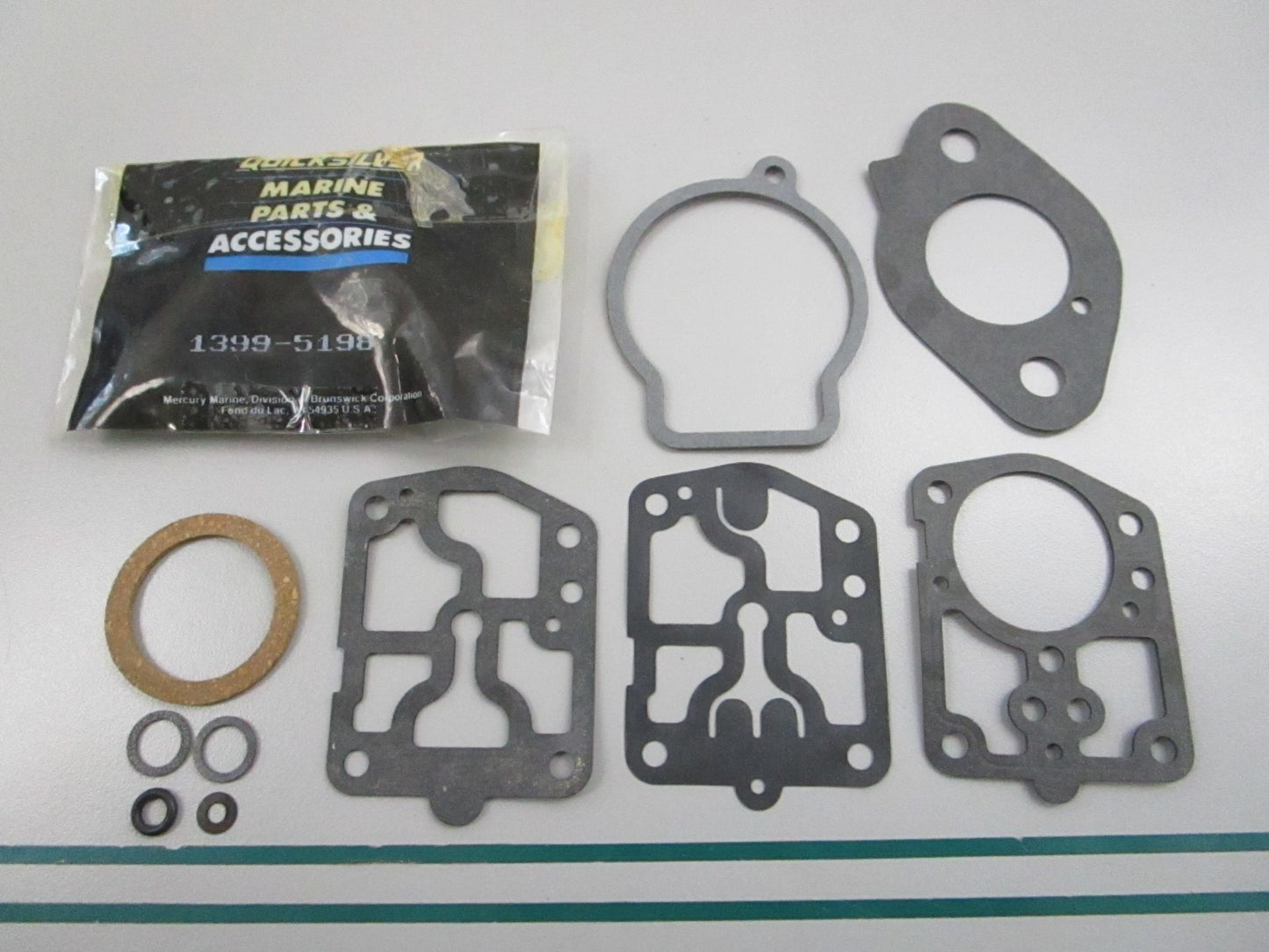 NEW OEM 1399-5918 Mercury Quicksilver Gasket Kit 0810