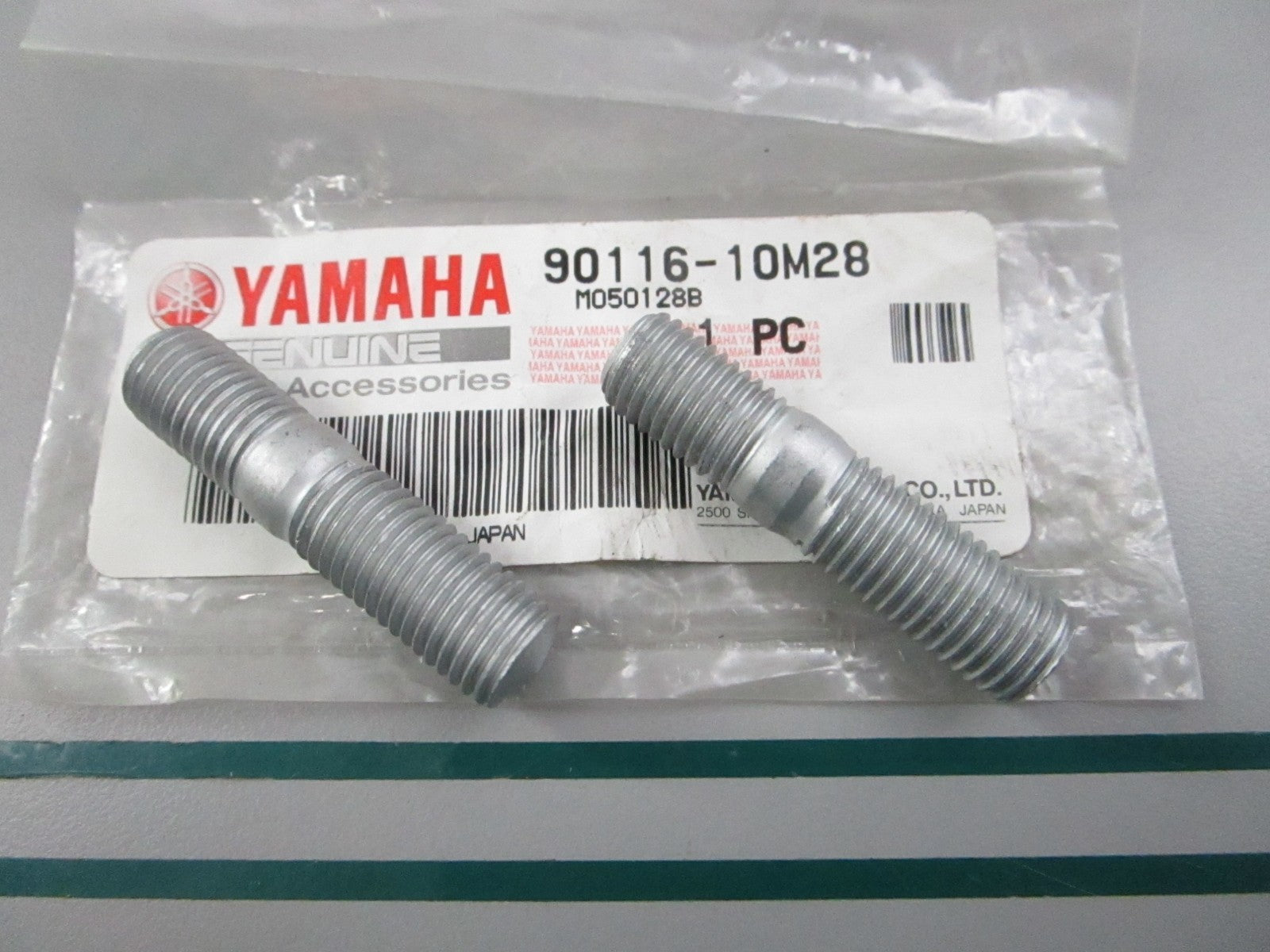 NEW OEM (LOT OF 2) 90116-10M28-00 Yamaha Stud Bolt 0810