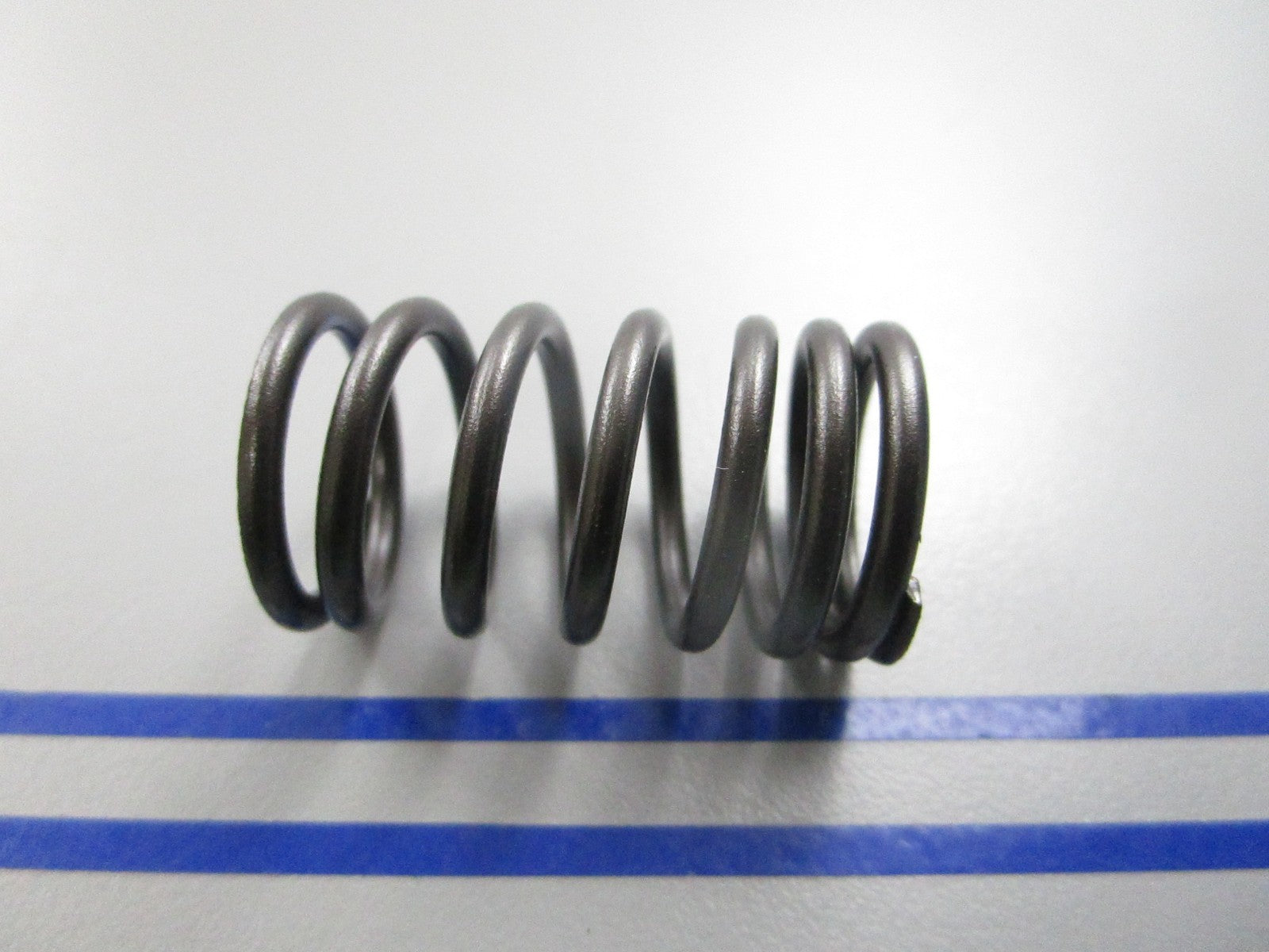 NEW OEM 49078-1119 Kawasaki Engine Spring 0810