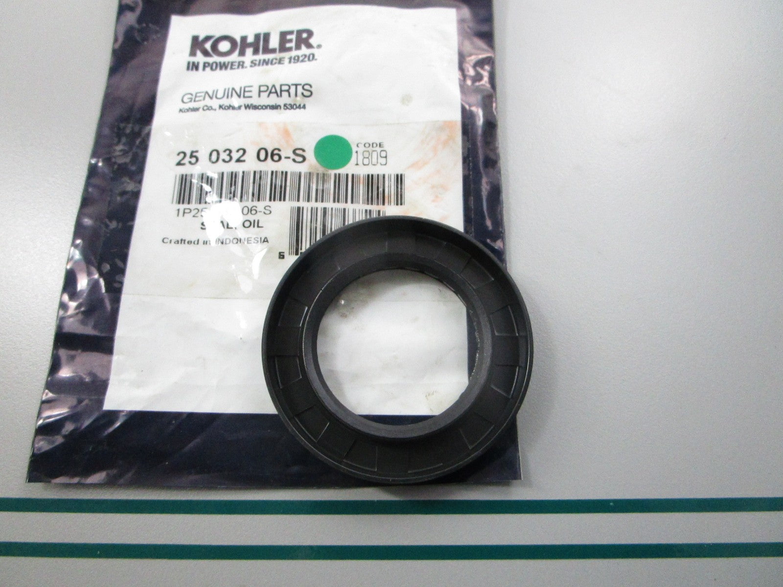 NEW OEM 24 032 06-S Kohler Oil Seal 0810