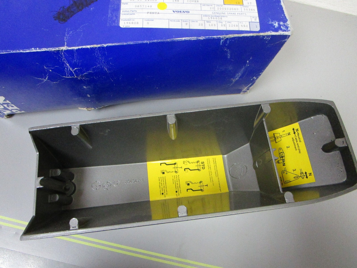 *NEW OEM* 0720 Volvo Penta Cover 3857148