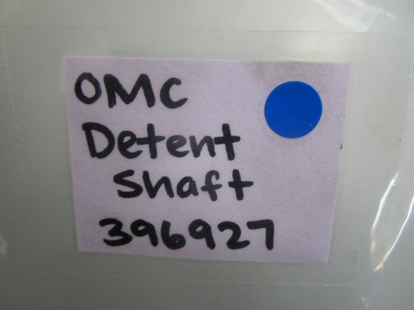 *NEW OEM* 0810 OMC Johnson Evinrude Detent Shaft 396927 0396927