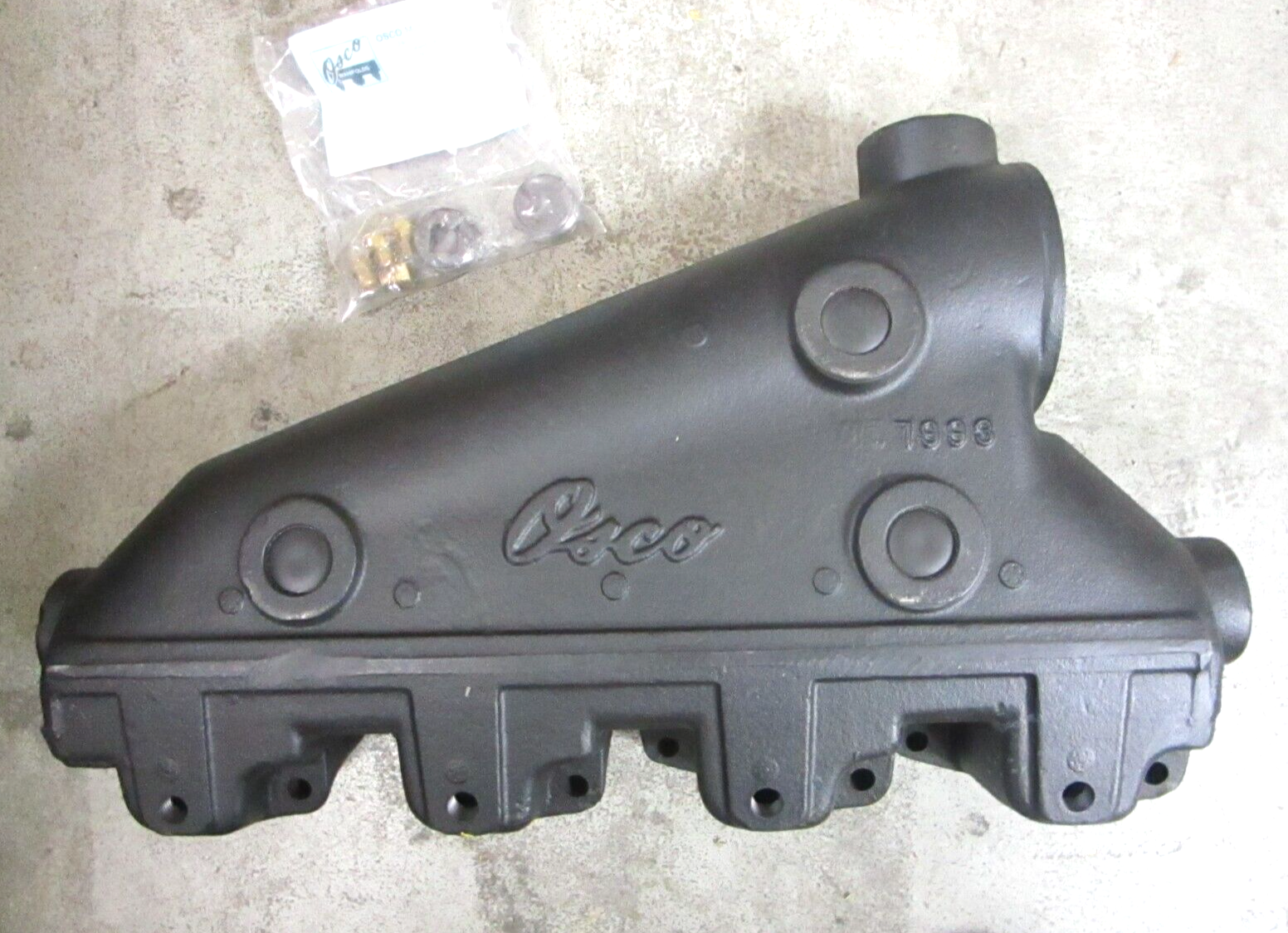 *NEW* 0720 Osco Port Manifold 7993 Replaces: Crusader V8 97993 97115 18-1933