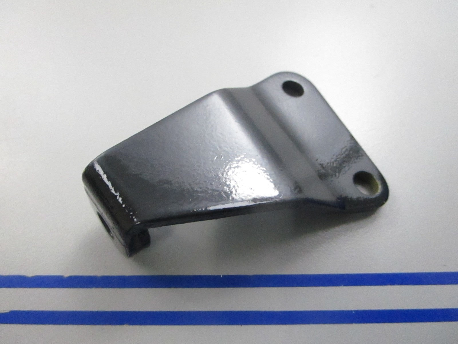NEW OEM 30917 Mercury Quicksilver Bracket 0810