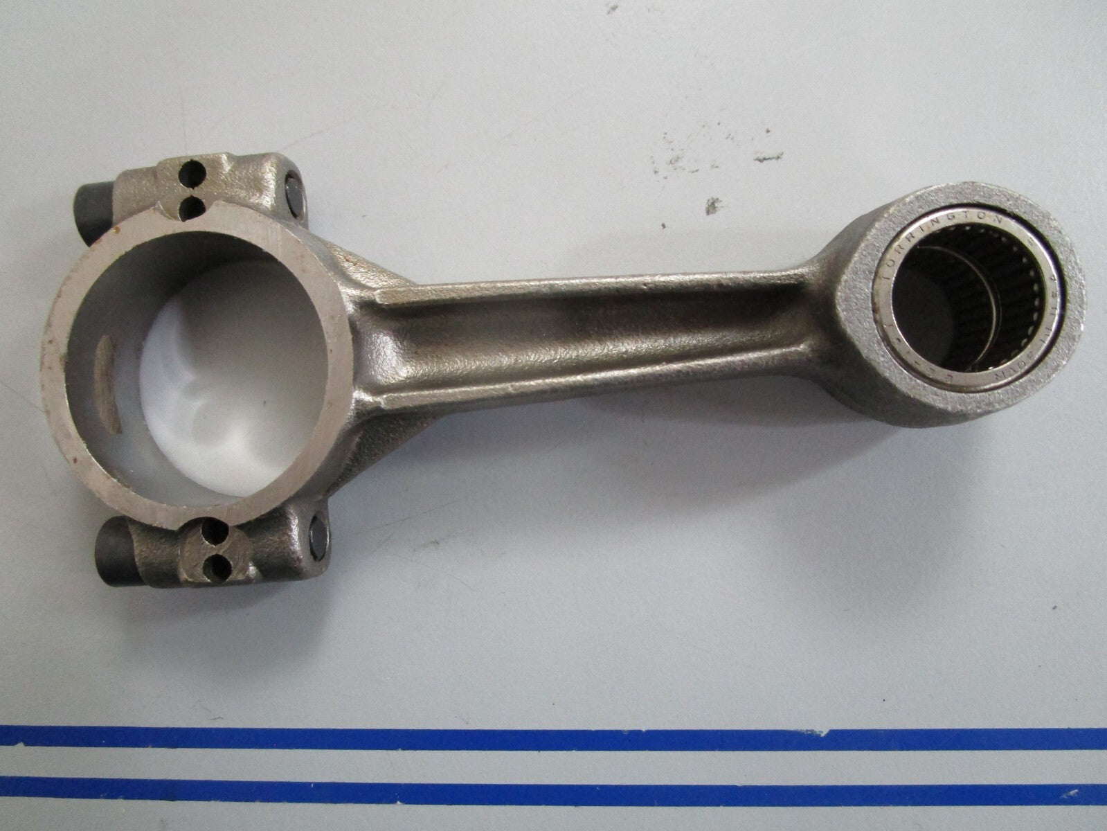 *NEW OEM* 0820 OMC Johnson Evinrude Connecting Rod 376981 0376981 304690