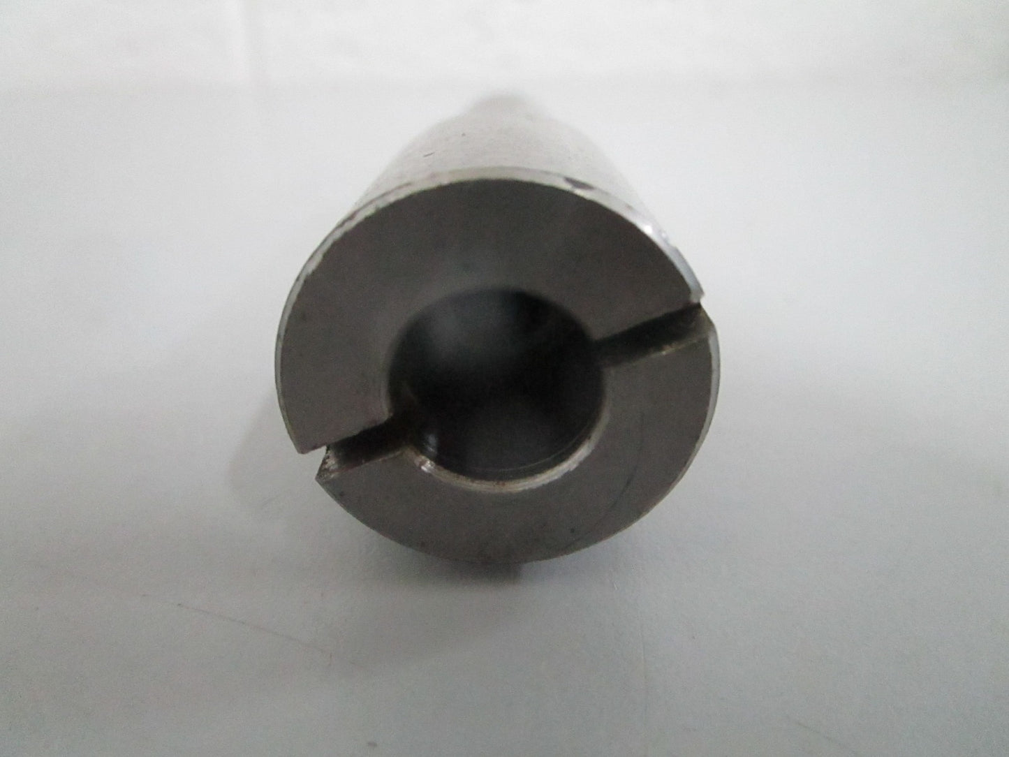 *NEW OEM* 0820 Volvo Penta Pivot Pin 850804