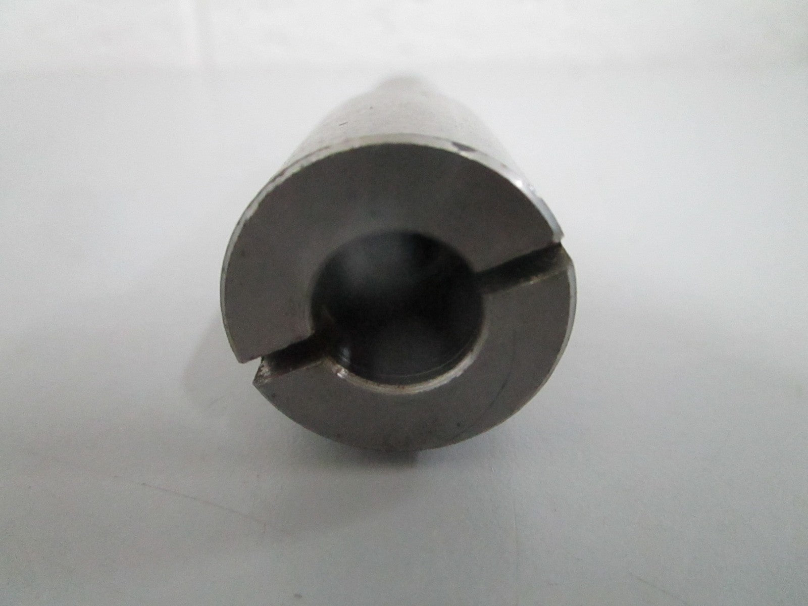 *NEW OEM* 0820 Volvo Penta Pivot Pin 850804