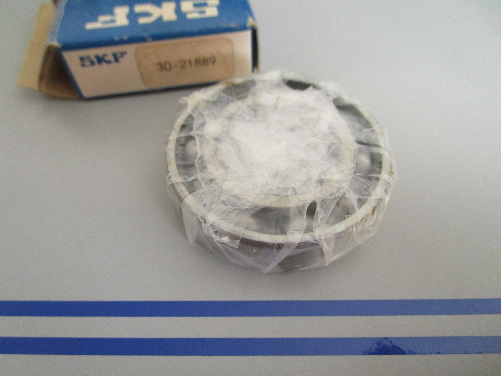 *NEW OEM* 0720 Mercury Quicksilver SKF Bearing 30-21889