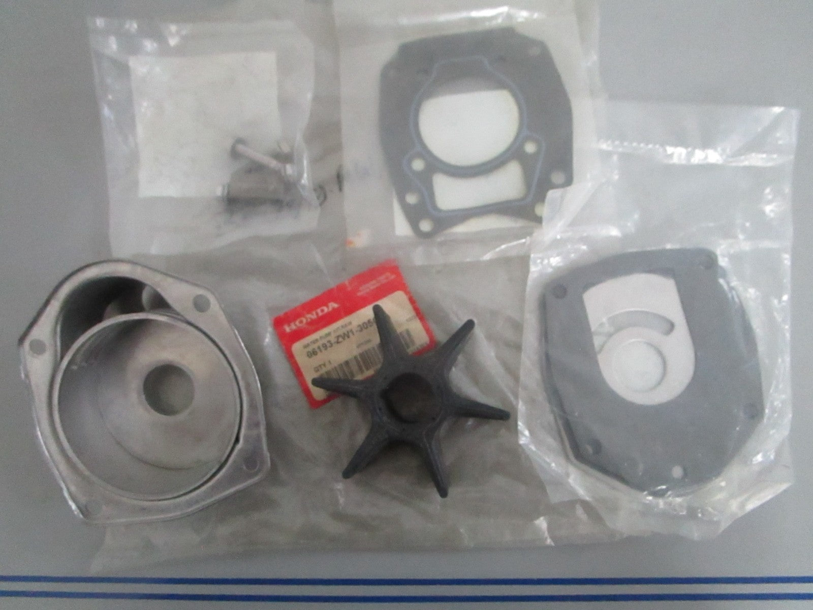 NEW OEM 06193-ZW1-3050 Honda Water Pump Kit 0820
