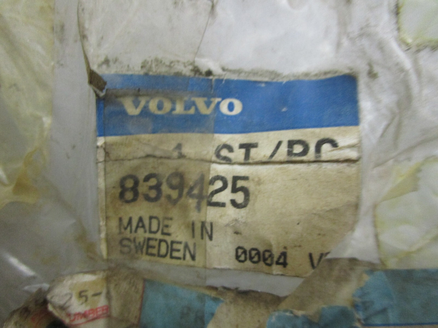 *NEW OEM* 0820 Volvo Penta Spindle Shaft 839425