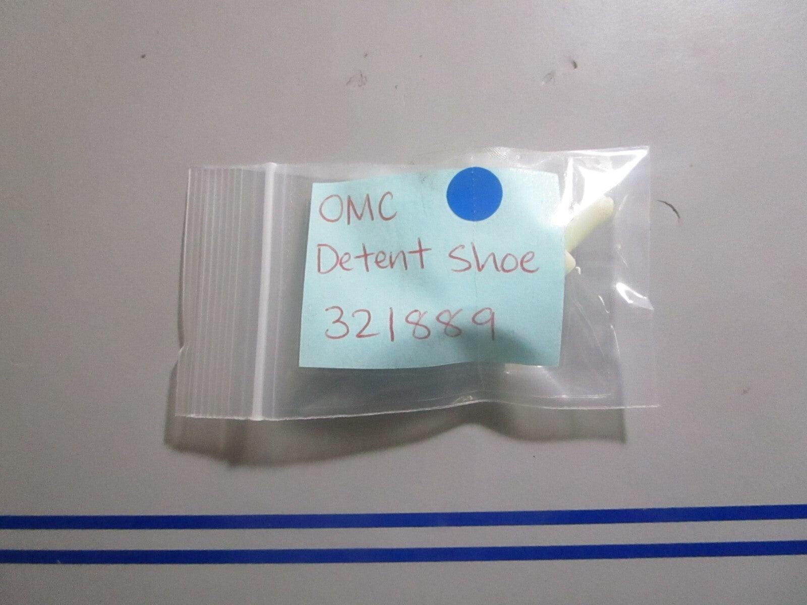 *NEW OEM* 0720 OMC Johnson Evinrude Detent Shoe 321889 0321889