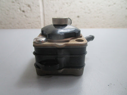 *NEW OEM* 0820 OMC Johnson Evinrude Fuel Pump & Screws 388684 0388684