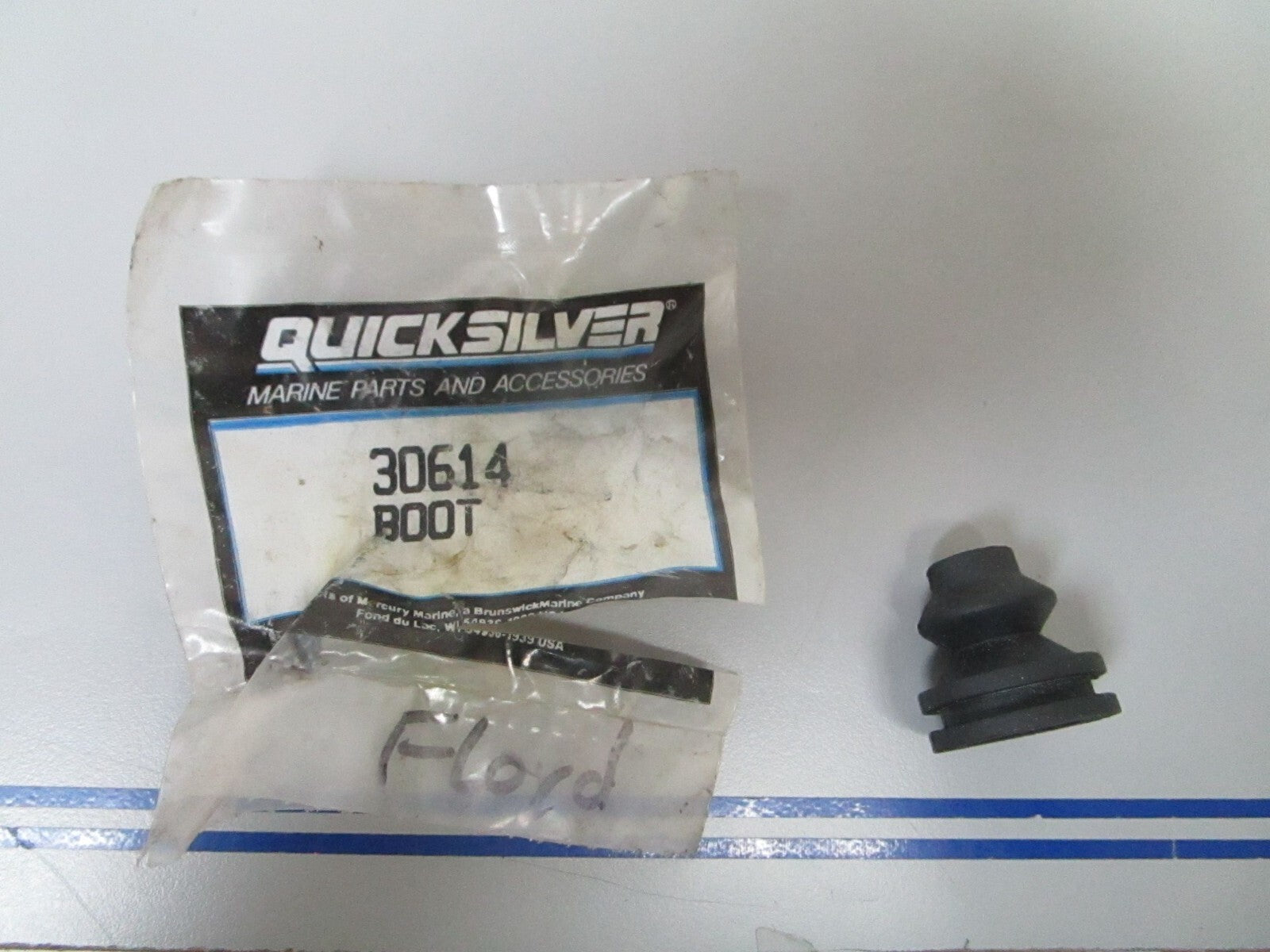 *NEW OEM* 0770 Mercury Quicksilver Boot 30614