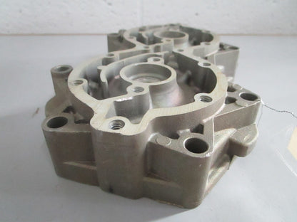 NEW OEM 316466 0316466 OMC Johnson Evinrude PORT Cylinder Head 0820