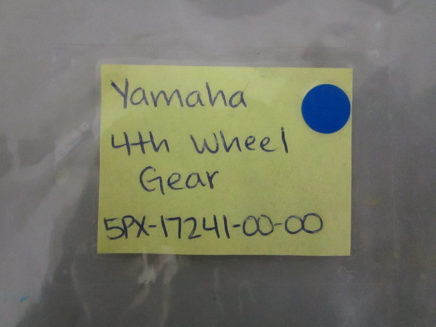 NEW OEM 5PX-17241-00-00 Yamaha 24T 4th Wheel Gear 0820