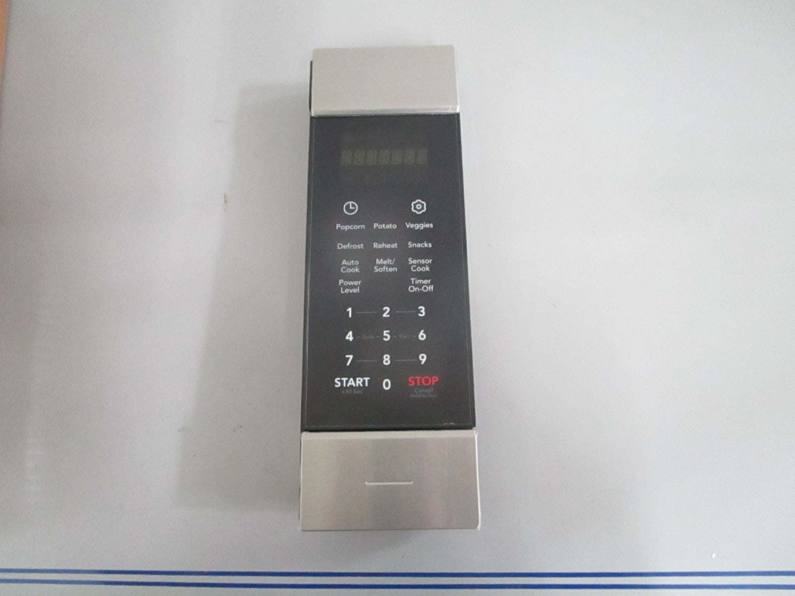 *NEW OEM* 0820 Electrolux Microwave Control Panel Assy 5304519365