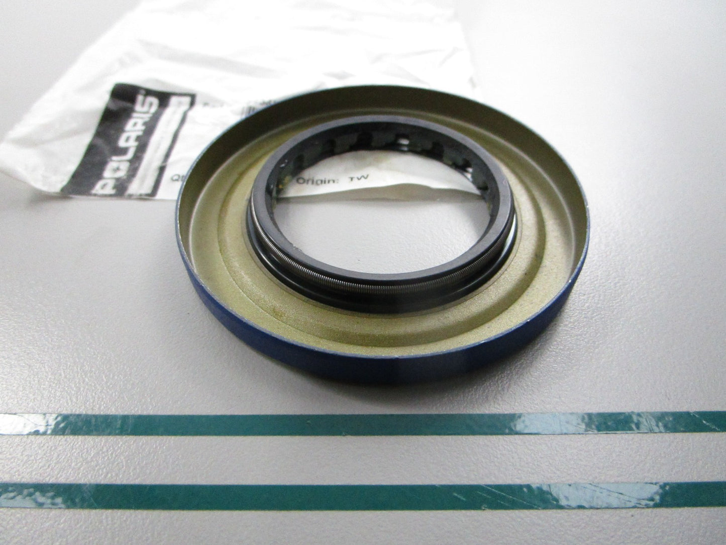 NEW OEM 3234300 Polaris Triple Lip Seal 0810