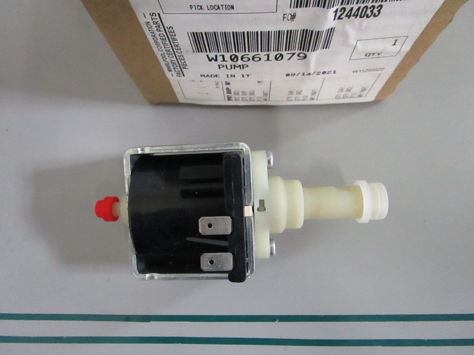 Whirlpool NEW OEM Pump W10661079 NOS Genuine Factory Appliance Part 0820