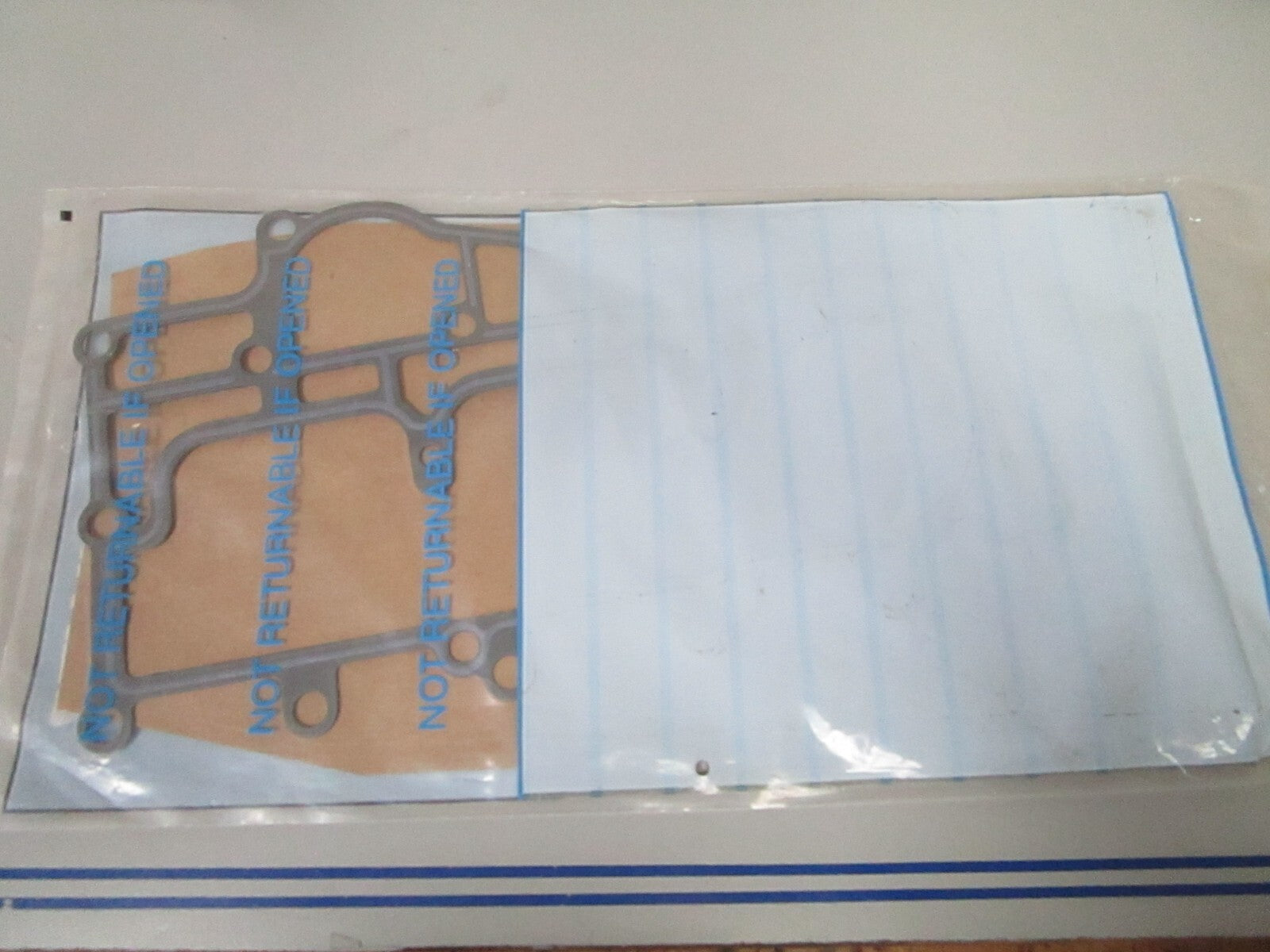 *NEW OEM* 0810 Mercury Quicksilver Gasket 27-69525 2