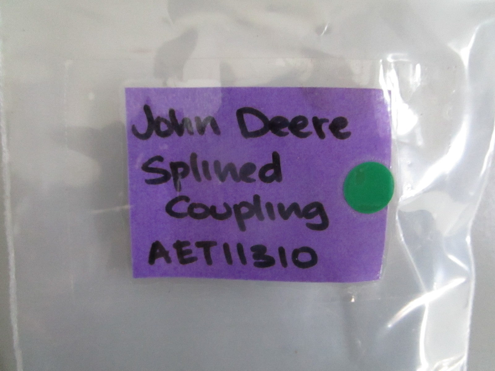 NEW OEM AET11310 John Deere Splined Coupling 0820