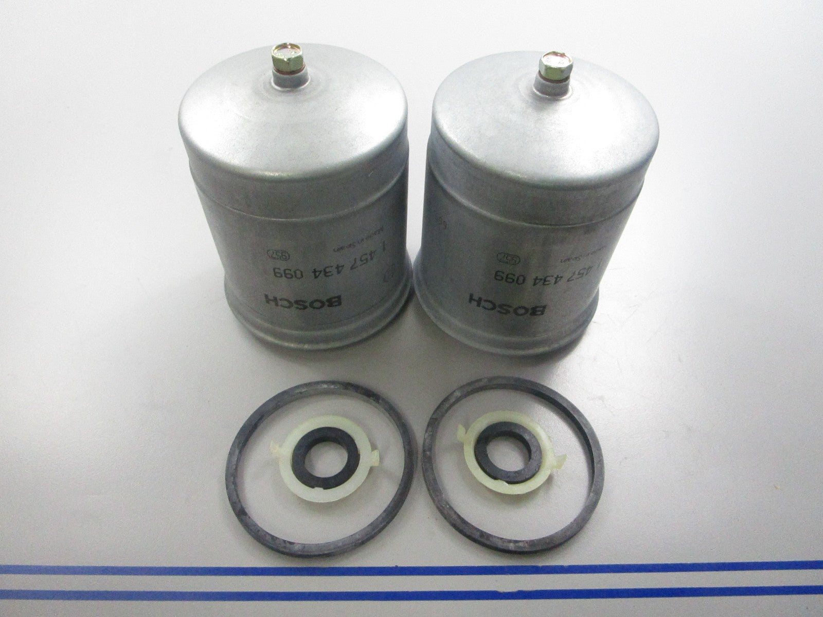 *NEW OEM* (LOT OF 2) 0810 Volvo Penta Fuel Filter 829993