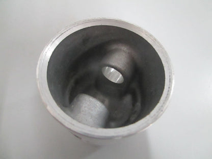 *NEW OEM* 0820 OMC Johnson Evinrude .030 Piston, Wrist Pin and Bearing Ay 391527
