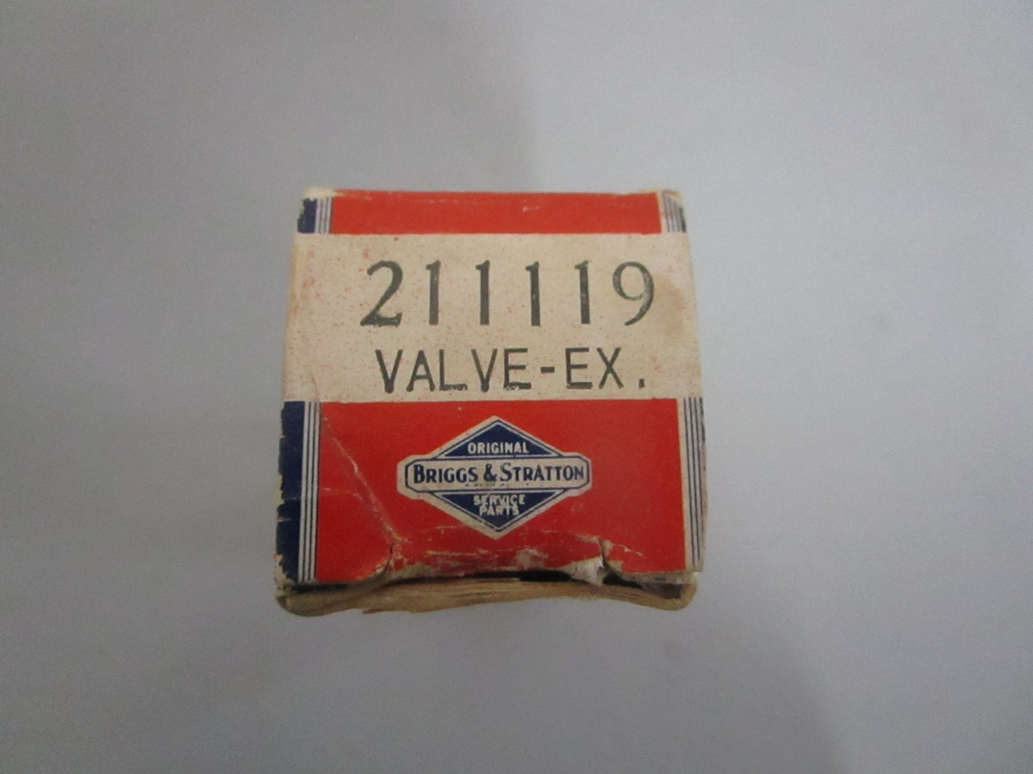 NEW OEM 211119 Briggs & Stratton Exhaust Valve 0820