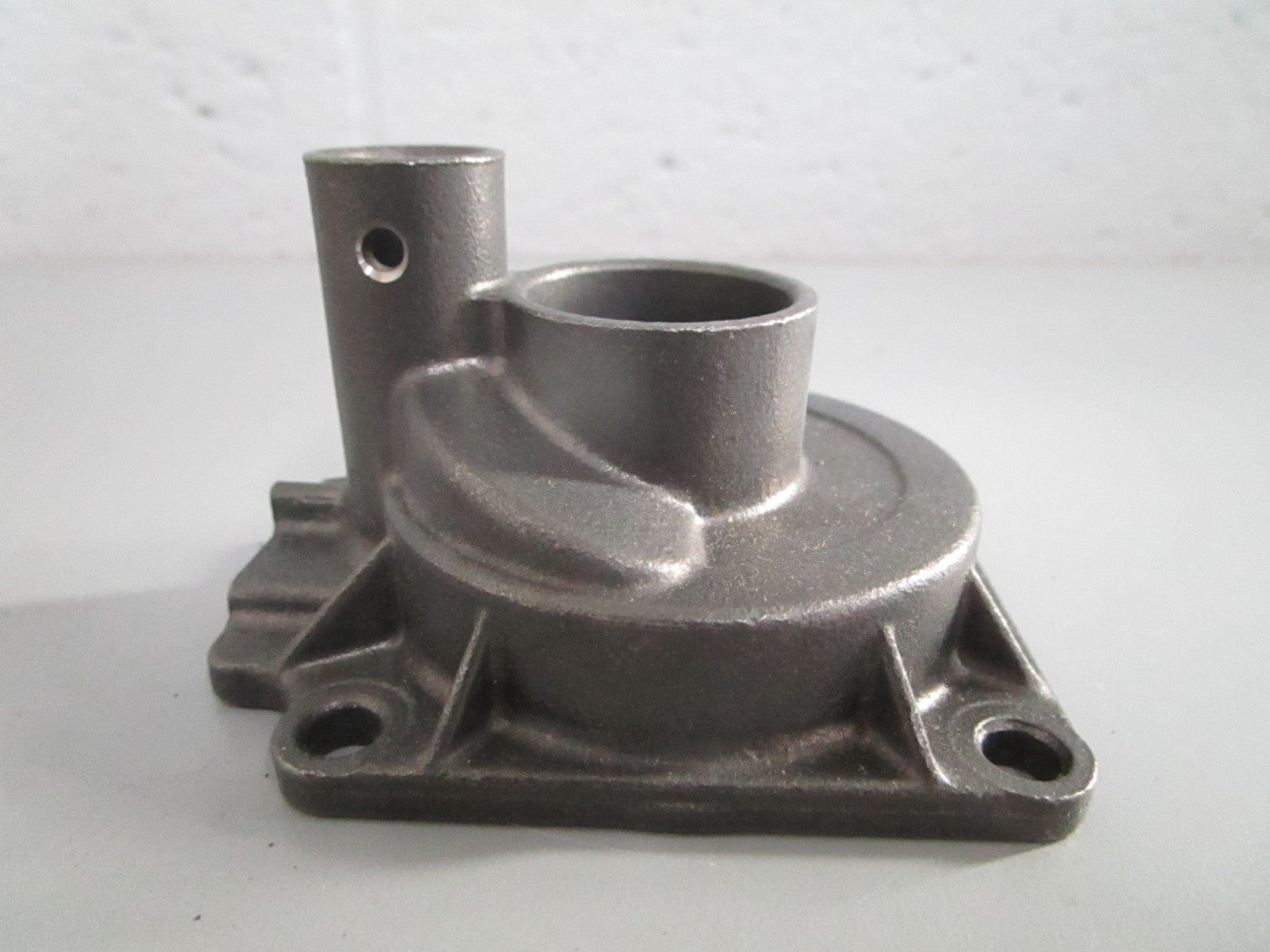 NEW OEM 17411-96302 Suzuki Water Pump Housing 0820