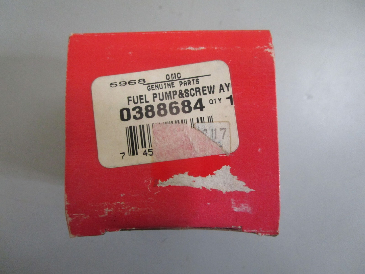 *NEW OEM* 0820 OMC Johnson Evinrude Fuel Pump & Screws 388684 0388684