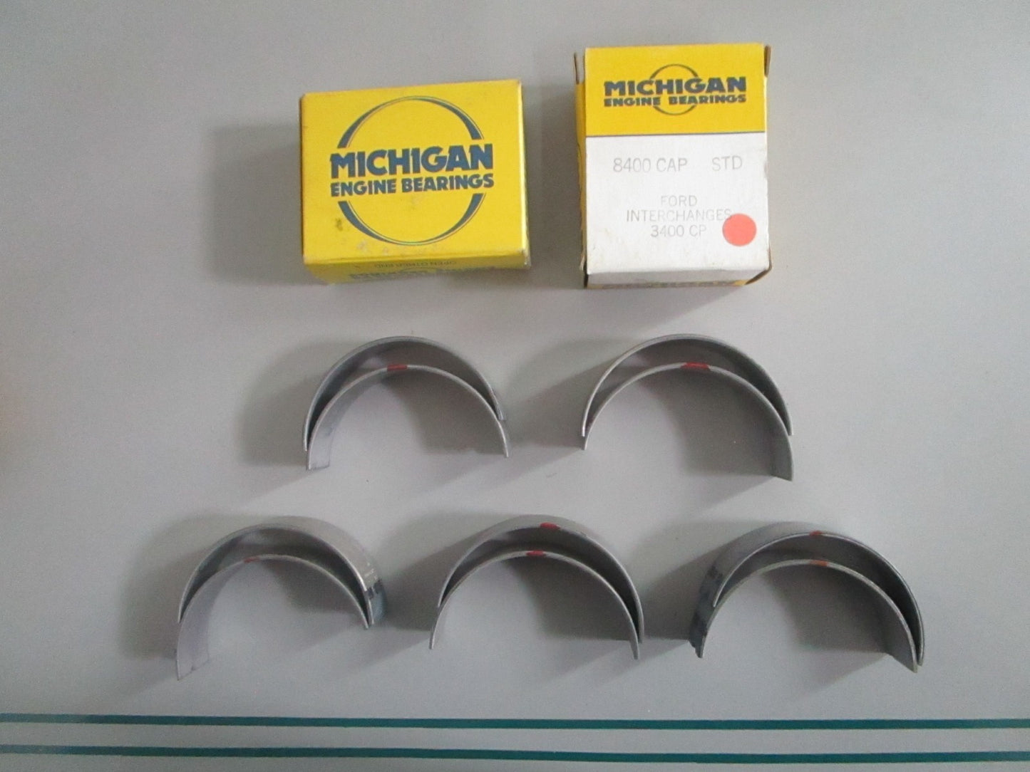 NEW OEM (LOT OF 5) 8400CAP Michigan 2 Bearing Set 0820