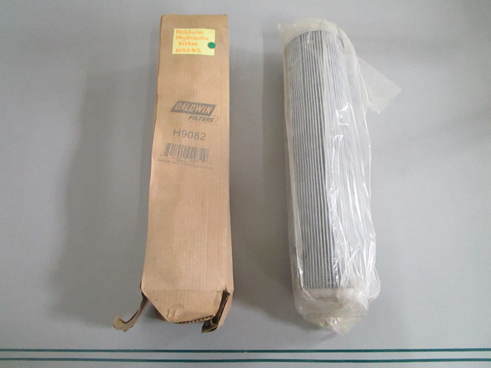 NEW H9082 Baldwin Hydraulic Filter 0820