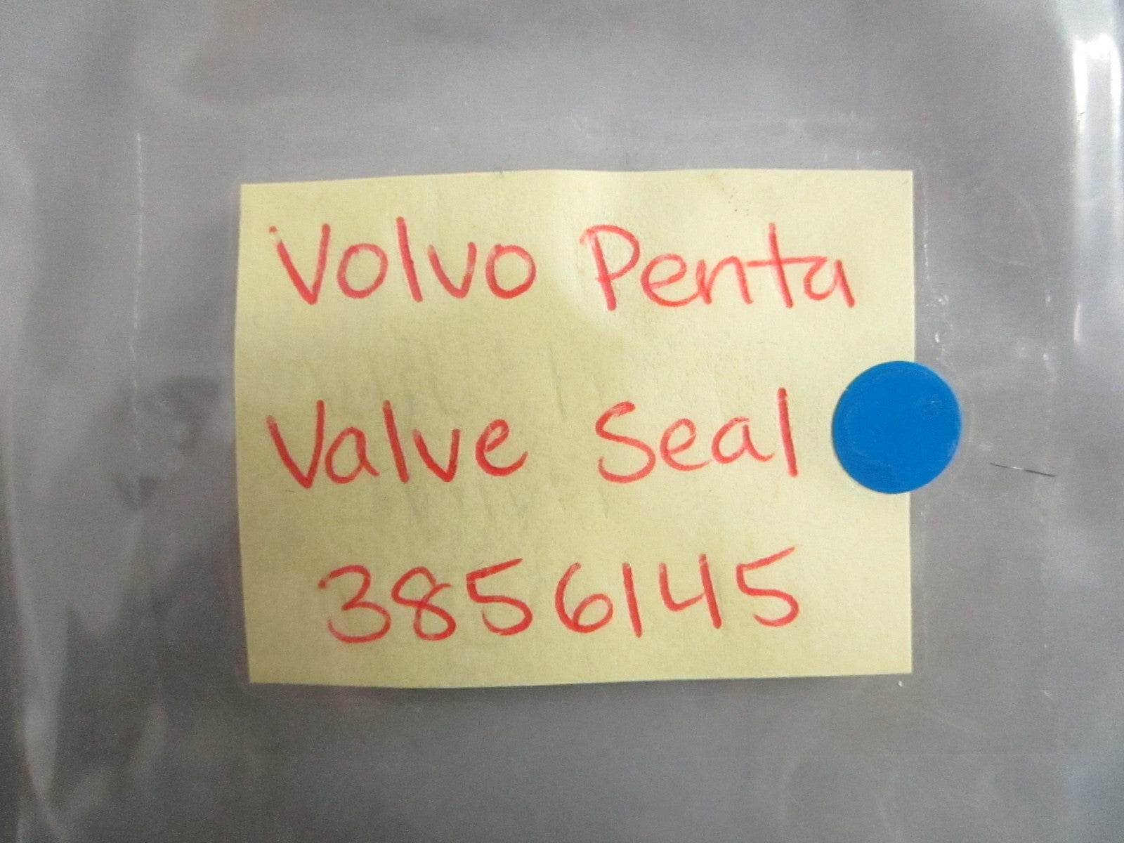 NEW OEM (LOT OF 8) 3856145 Volvo Penta Valve Seal 0820