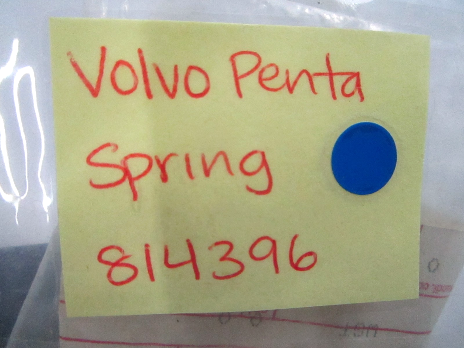 *NEW OEM* 0810 Volvo Penta Spring 814396