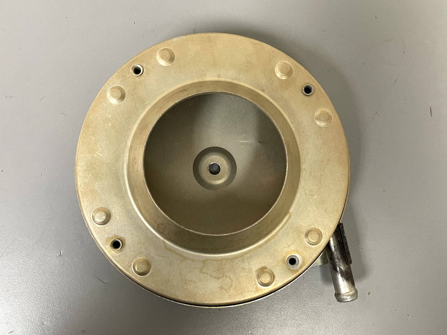 *NEW OEM* 0670 Mercury Mercrusier 3.7L 224 CID Flame Arrestor 85784