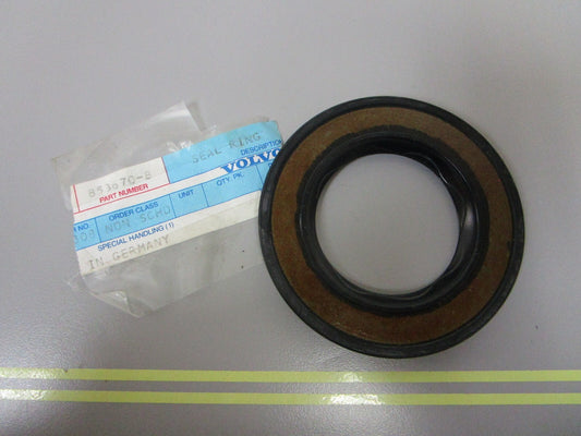 *NEW OEM* 0810 Volvo Penta Seal 853670