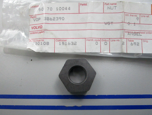NEW OEM 3862390 Volvo Penta Nut 0810