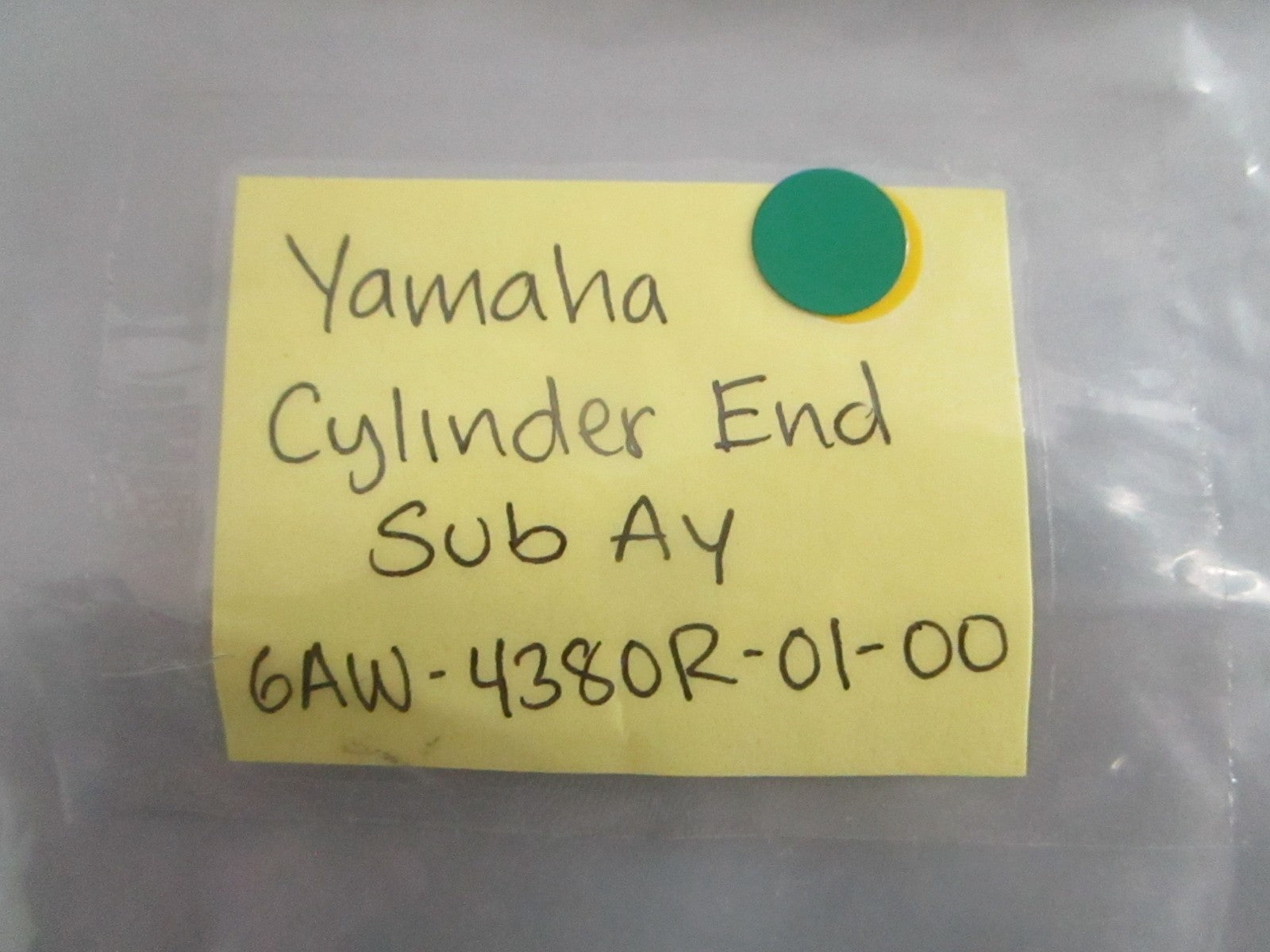 NEW OEM 6AW-4380R-01-00 Yamaha Cylinder End Sub Ay 0820